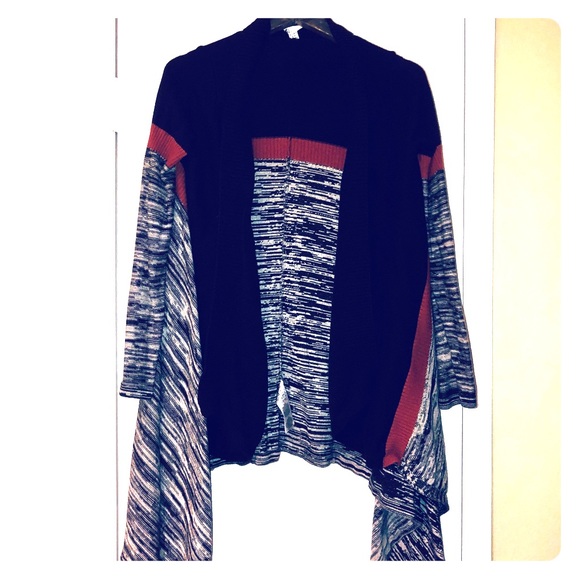 Volcom Women’s Open-Front Wrap Cardigan - Picture 1 of 3